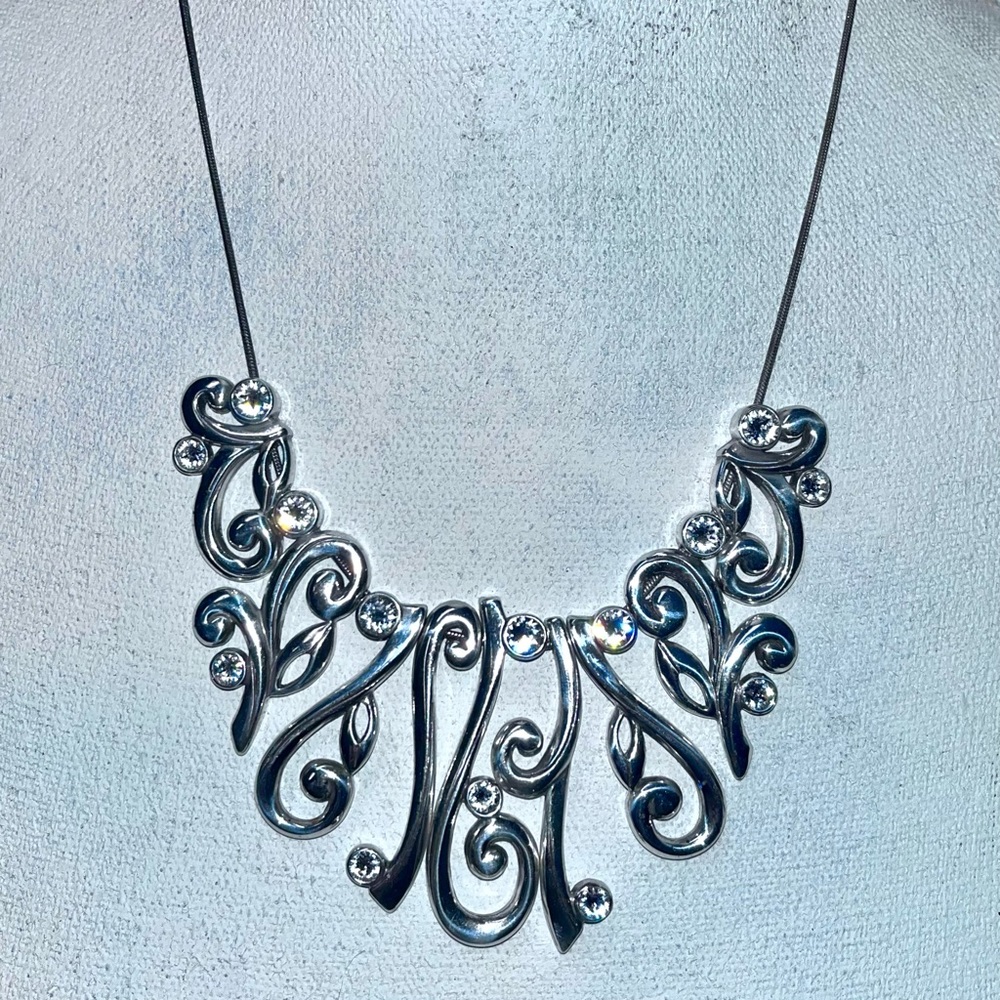 BRIGHTON COLLAR SILVER NECKLACE W/ A UNIQUE WOVEN LINK DESIGN. - Picture 2 of 8